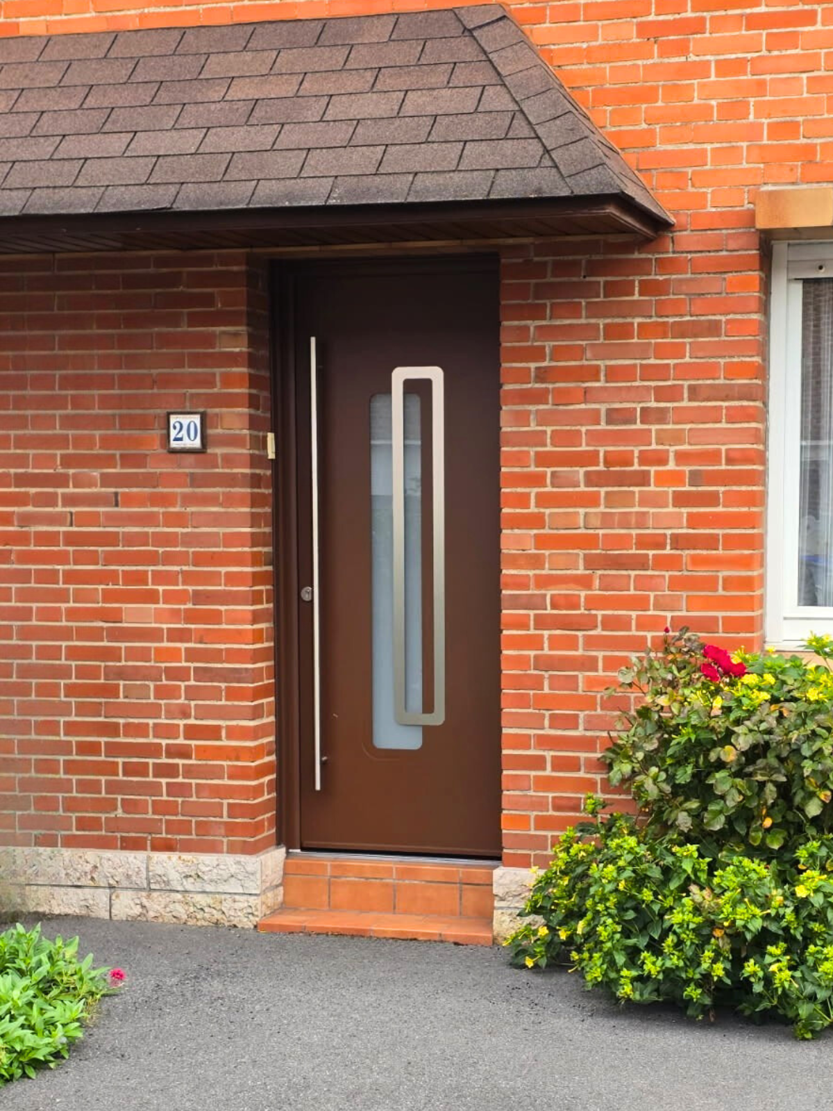 Plasti Services Littoral - Portes d'entrée ALU